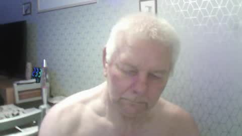 Snapshot of ray477 chatting on July 2026 10:36:02 PM ray477 online show from July 2026 10:36:02 PM