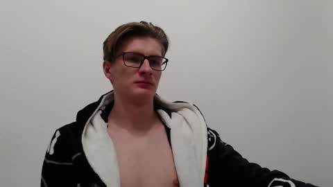 Snapshot of ray_booy chatting on December 2024 10:41:01 PM Ray Booy online show from December 2024 10:41:01 PM