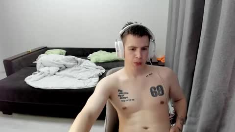 Snapshot of ray_hill chatting on March 2026 06:46:02 PM Ray online show from March 2026 06:46:02 PM