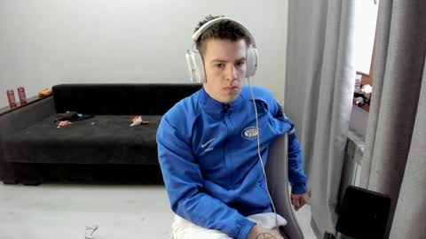 Snapshot of ray_hill chatting on March 2026 03:51:02 AM Ray online show from March 2026 03:51:02 AM