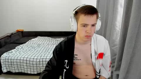 Snapshot of ray_hill chatting on April 2026 05:47:02 AM Ray online show from April 2026 05:47:02 AM