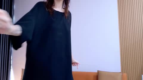 Ray-Ray online show from November 2025 02:34:02 AM