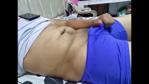 ray_rey1210 online show from April 2026 12:52:02 AM