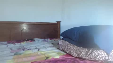 Snapshot of rayannzz chatting on November 2025 02:10:01 AM eyan online show from November 2025 02:10:01 AM