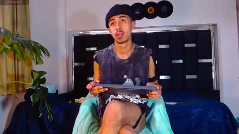 Rayn online show from February 2025 06:30:01 PM