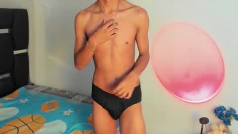 Rayn online show from February 2026 07:45:02 PM