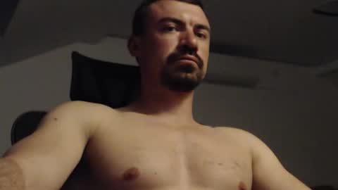 Snapshot of raymuscle87 chatting on April 2026 07:23:01 PM Master Ray online show from April 2026 07:23:01 PM