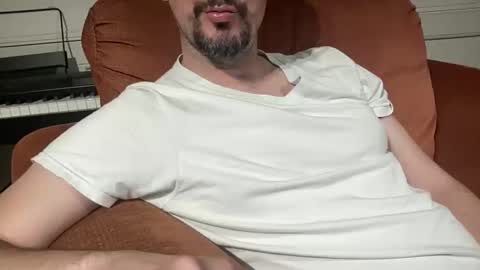Snapshot of rayos789 chatting on May 2026 04:07:02 AM rayos789 online show from May 2026 04:07:02 AM