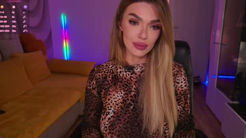 Snapshot of raysalexis19 chatting on January 2025 03:00:01 PM raysalexis19 online show from January 2025 03:00:01 PM