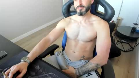 Snapshot of raysexparty chatting on April 2026 05:10:01 PM raysexparty online show from April 2026 05:10:01 PM