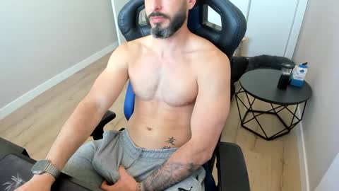 Snapshot of raysexparty chatting on April 2026 12:02:01 PM raysexparty online show from April 2026 12:02:01 PM