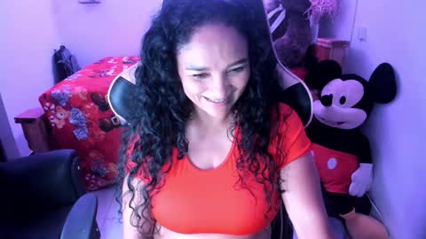 Danna online show from December 2025 04:28:02 AM