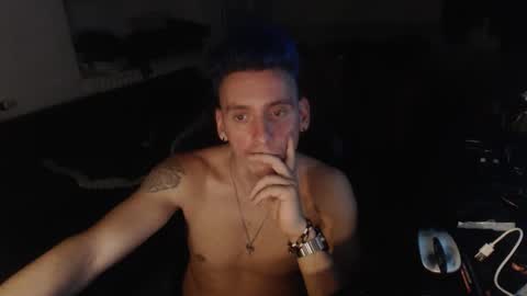 Rayzel online show from November 2025 11:59:01 PM