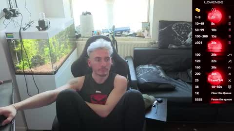 Snapshot of rayzel31 chatting on March 2026 01:47:01 PM Rayzel online show from March 2026 01:47:01 PM