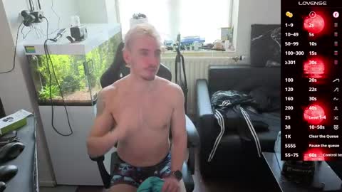 Snapshot of rayzel31 chatting on March 2026 04:17:02 PM Rayzel online show from March 2026 04:17:02 PM