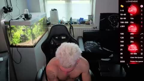 Snapshot of rayzel31 chatting on April 2026 06:08:02 PM Rayzel online show from April 2026 06:08:02 PM