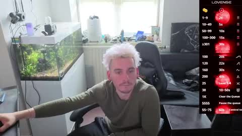 Snapshot of rayzel31 chatting on April 2026 11:48:01 AM Rayzel online show from April 2026 11:48:01 AM