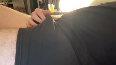 rbnaustiiin online show from January 2025 06:52:01 PM