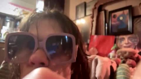 Snapshot of rcherrycola00 chatting on February 2026 04:05:02 PM rcherrycola00 online show from February 2026 04:05:02 PM