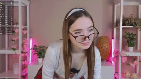 Snapshot of reaganprigg chatting on December 2025 03:12:02 AM Sandy online show from December 2025 03:12:02 AM