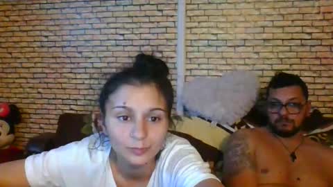 real_coupl3 online show from November 2025 08:00:01 PM