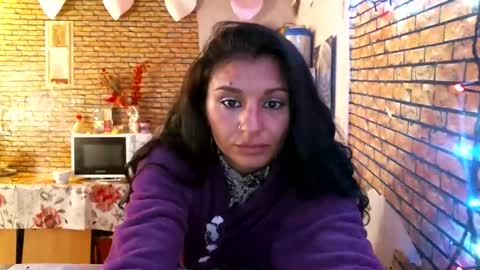 real_coupl3 online show from April 2026 08:02:02 AM