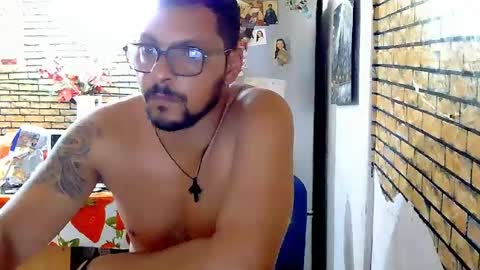 Snapshot of real_coupl3 chatting on July 2026 07:27:01 PM real_coupl3 online show from July 2026 07:27:01 PM