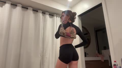 Snapshot of realjadebri chatting on January 2025 03:38:02 AM Jade online show from January 2025 03:38:02 AM