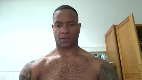 Snapshot of realreyblack chatting on March 2026 09:31:02 AM Rey online show from March 2026 09:31:02 AM