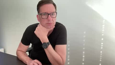 Snapshot of realstuff_ chatting on April 2026 07:45:01 AM realstuff_ online show from April 2026 07:45:01 AM