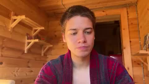 AliceEve online show from September 2025 12:43:02 PM