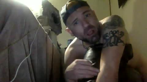 Snapshot of realzilla69 chatting on December 2024 05:26:01 AM realzilla69 online show from December 2024 05:26:01 AM