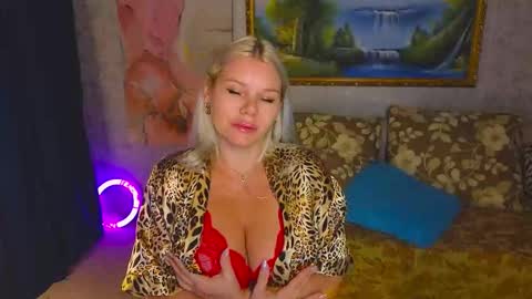 Im a little sick. Ill be back soon. online show from September 2025 02:50:02 PM