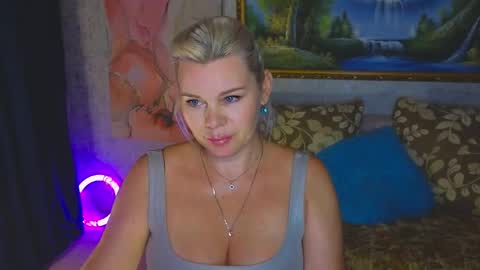 Im a little sick. Ill be back soon. online show from September 2025 05:25:01 PM