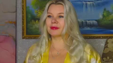 Im a little sick. Ill be back soon. online show from October 2025 03:23:02 PM