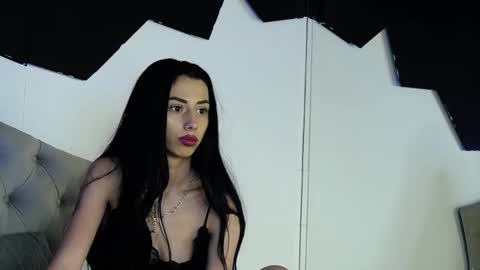 rebbeccaray online show from February 2026 07:32:02 PM