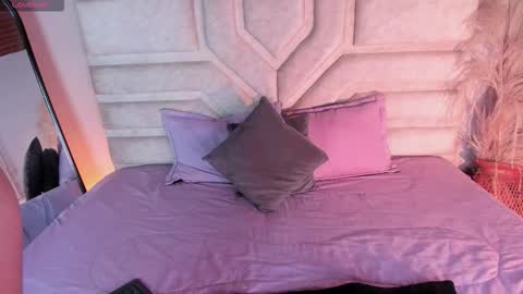 Rebeca online show from November 2025 12:16:01 PM