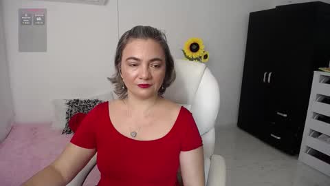 Snapshot of rebeca_milf chatting on December 2024 12:45:01 PM REBECA online show from December 2024 12:45:01 PM