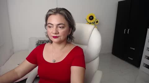 Snapshot of rebeca_milf chatting on January 2025 11:46:01 AM REBECA online show from January 2025 11:46:01 AM