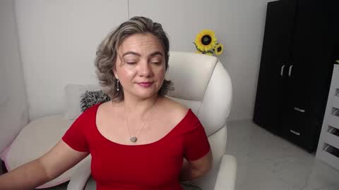 Snapshot of rebeca_milf chatting on January 2025 02:51:01 PM REBECA online show from January 2025 02:51:01 PM