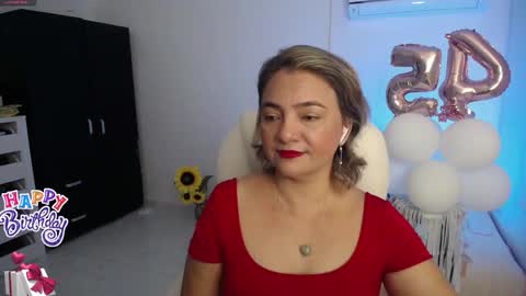 Snapshot of rebeca_milf chatting on January 2025 12:13:02 PM REBECA online show from January 2025 12:13:02 PM