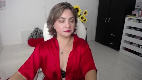 Snapshot of rebeca_milf chatting on March 2025 12:01:02 PM REBECA online show from March 2025 12:01:02 PM