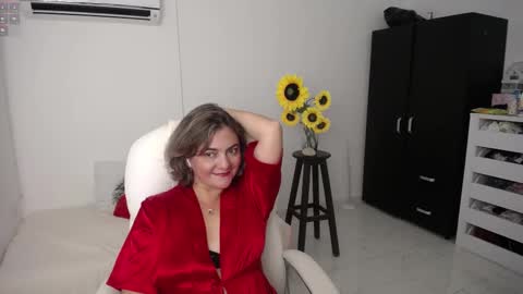 Snapshot of rebeca_milf chatting on March 2025 03:04:01 PM REBECA online show from March 2025 03:04:01 PM
