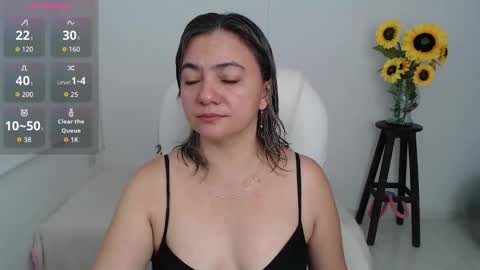 Snapshot of rebeca_milf chatting on October 2025 11:11:01 AM REBECA online show from October 2025 11:11:01 AM