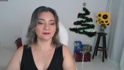 REBECA online show from December 2025 01:59:02 PM