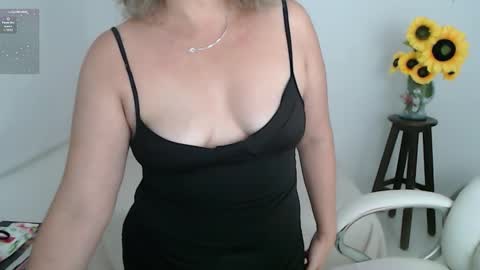 REBECA online show from January 2026 02:52:02 PM