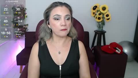 REBECA online show from April 2026 12:33:01 PM