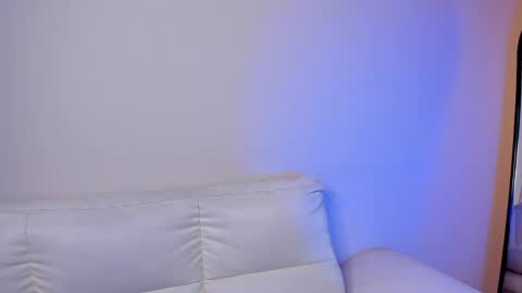 Snapshot of rebeca_williams_ chatting on April 2026 01:41:01 PM Rebeca Williams online show from April 2026 01:41:01 PM