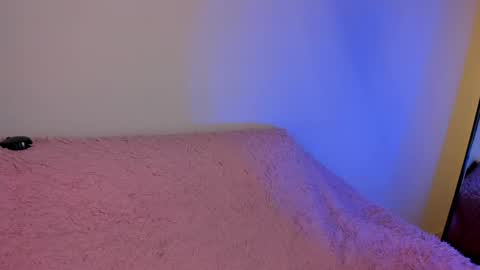 Snapshot of rebeca_williams_ chatting on April 2026 12:42:01 PM Rebeca Williams online show from April 2026 12:42:01 PM