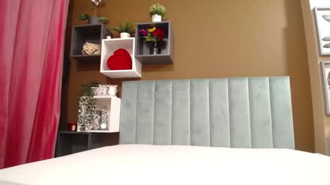 rebecablackx online show from January 2025 01:38:01 PM